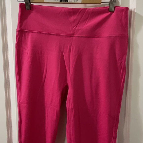 Hot pink Fabletics NWT leggings - Picture 2 of 5